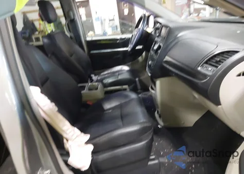 2014 Chrysler Town & Country Touring из США, поврежденный, VIN 2C4RC1BG9ER338976